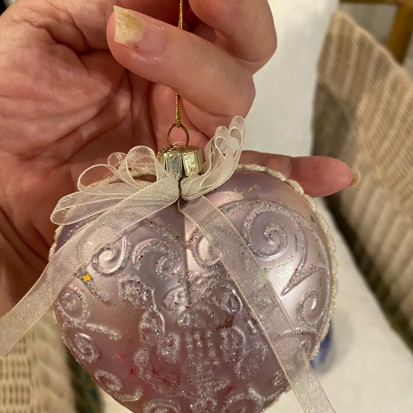 VTG Christmas Heart ❤️ Ornaments. Pink & Purple 🎄 - Picture 3 of 5